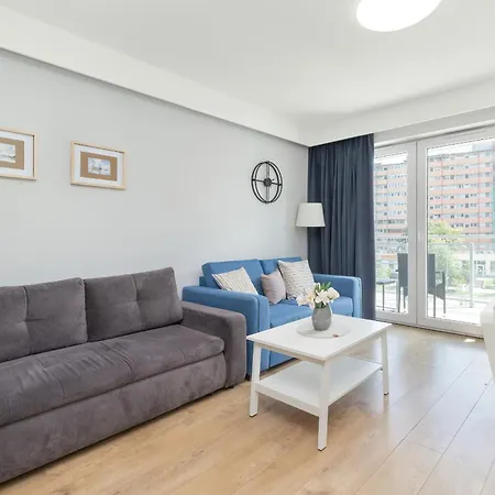 Apartment Przytulne Z Balkonem & Parkingiem By Rent Like